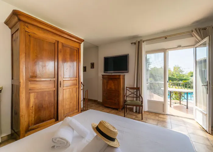Bellet Villa